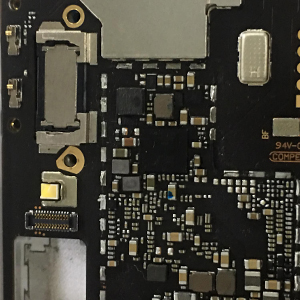 風華貼片電容應用之手機主板 風華貼片電容應用之手機主板